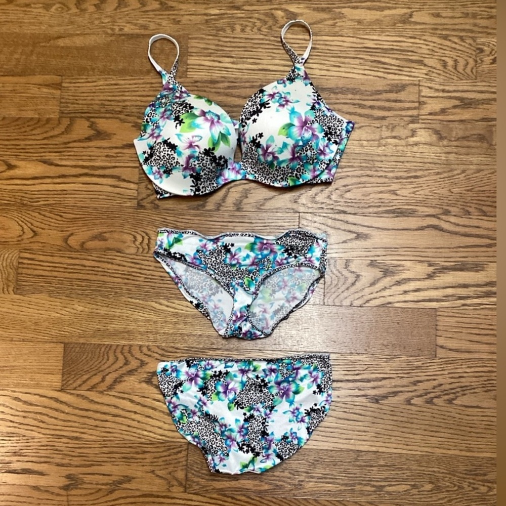 Victoria's Secret leopard and lotus 3 piece coord set Clean 36D and Medium